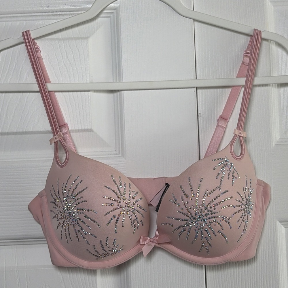 Victorias Secret Sexy Little Things Bra Size 34D Pink Rhinestone Pushup Runway